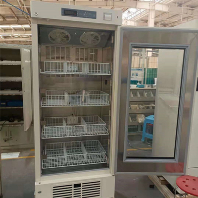 Puerta de cristal de espuma Banco de sangre Refrigerador con impresora de temperatura 4 grados 368L