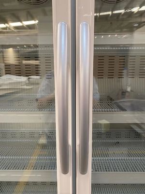 2-8 luz interior farmacéutica del refrigerador LED del montante de la puerta doble del grado 656L