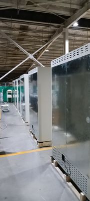refrigerador médico de la farmacia vertical de cristal doble de alta calidad de la puerta 656L para el almacenamiento vaccíneo