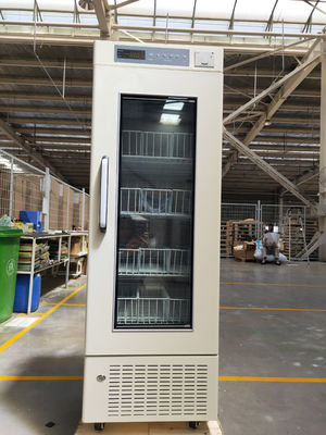 refrigeradores médicos verticales del banco de sangre de 208L PROMED con la puerta de calefacción Frost auto del vidrio de espuma
